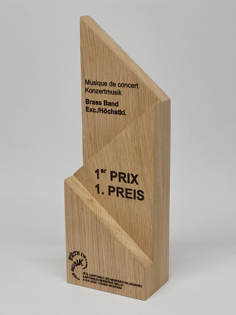 Trophée en chêne massif